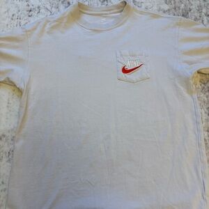 Nike Men's Light Gray Tee with Orange Logo